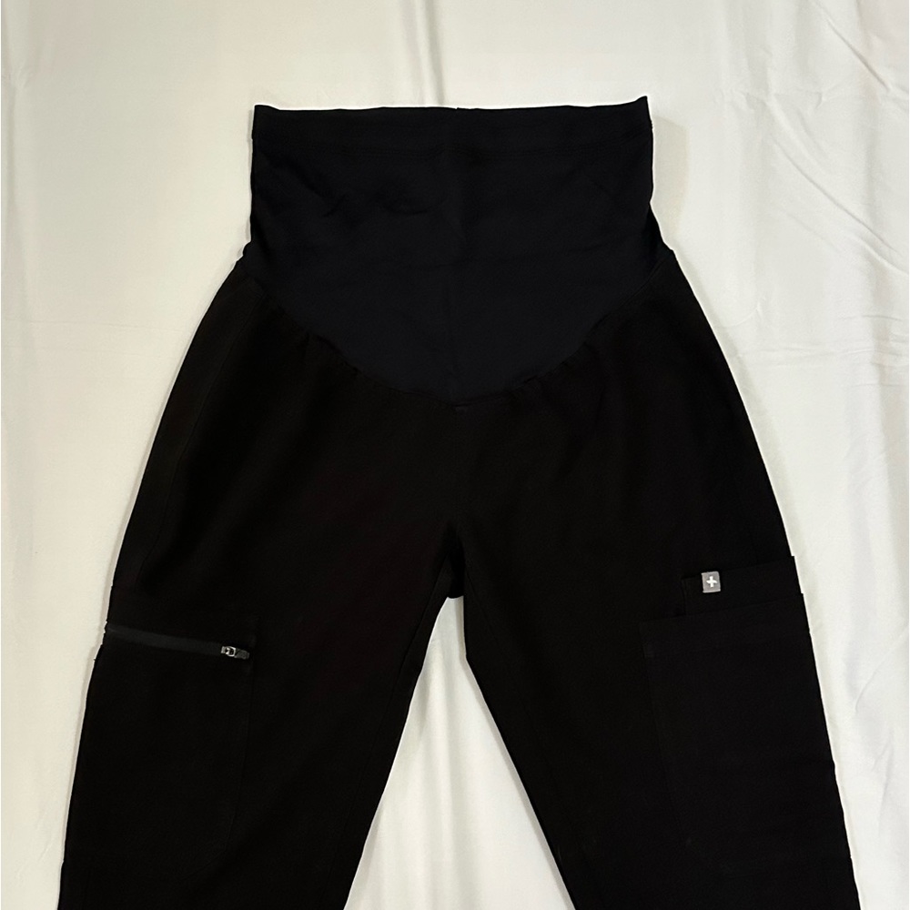 FIGS Black Yola Maternity Skinny Scrub Pants
